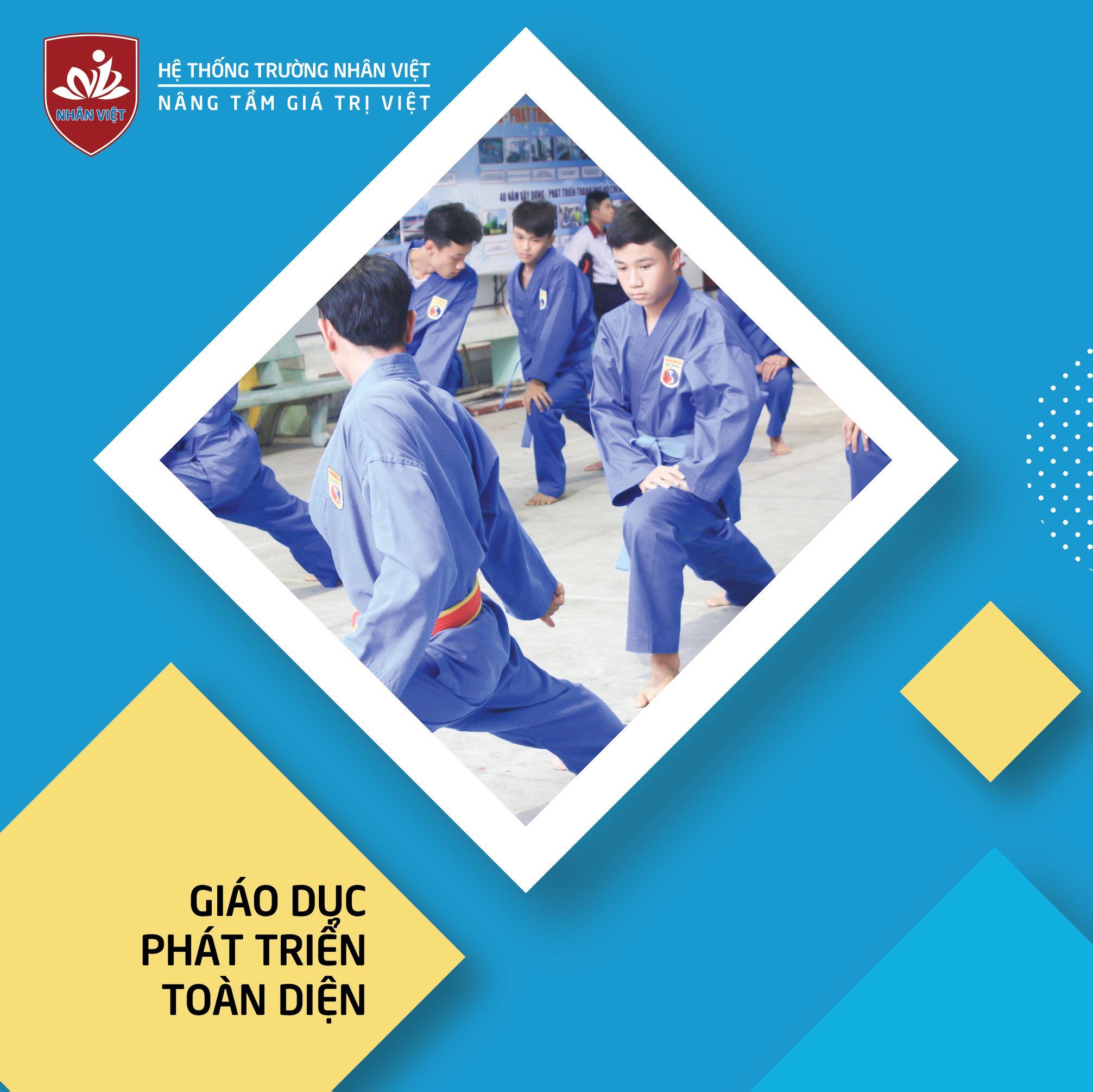 Nhân Việt Highschool học chương trình tin học quốc tế MOS